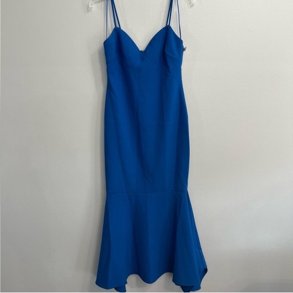 Likely Aqua Blue Gown - Picture 4 of 12